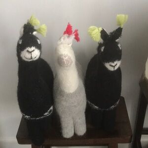 Free People or  Anthropologie Alpaca Llama NEW